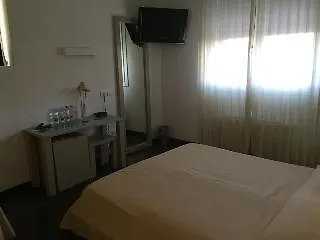Hotel Angi 포소